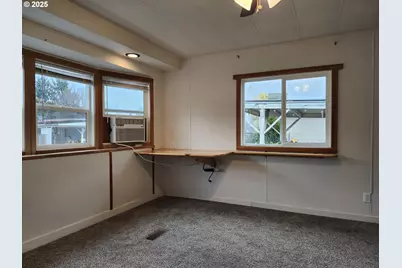 545 Warren St S #12, Monmouth, OR 97361 - Photo 21