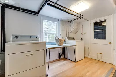 1924 Friendly St, Eugene, OR 97405 - Photo 31