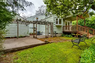 1924 Friendly St, Eugene, OR 97405 - Photo 37