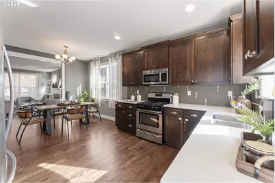 9743 N Portsmouth Ave, Portland, OR 97203 - Photo 15