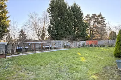 13570 SW Watkins Ave, Portland, OR 97223 - Photo 19