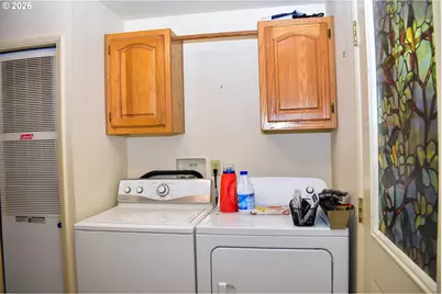 1055 N 5th St #74, Jacksonville, OR 97530 - Photo 11