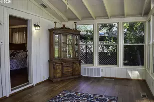 1055 N 5th St, Jacksonville, OR 97530 - Photo 27