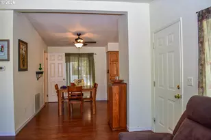 1055 N 5th St, Jacksonville, OR 97530 - Photo 13