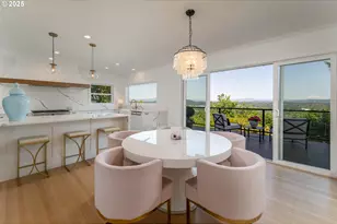 6442 SW Parkhill Dr, Portland, OR 97239 - Photo 9