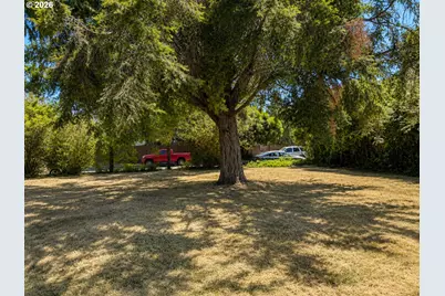 20471 SW Roy Rogers Rd, Sherwood, OR 97140 - Photo 17