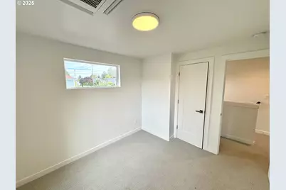 6 NE 74th Ave #unit C, Portland, OR 97213 - Photo 5