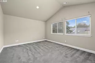 2073 SE 48th Ave, Hillsboro, OR 97123 - Photo 23