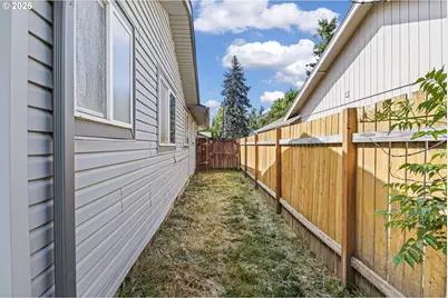 4577 Liberty St, Eugene, OR 97402 - Photo 31