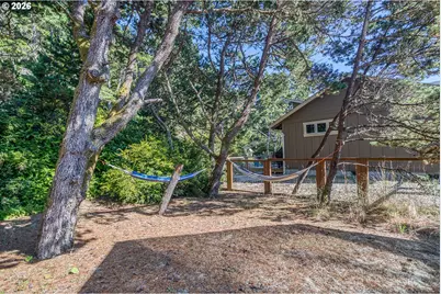 1309 NW Bayshore Dr, Waldport, OR 97394 - Photo 11