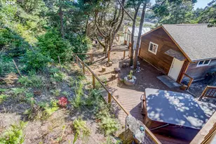 1309 NW Bayshore Dr, Waldport, OR 97394 - Photo 9