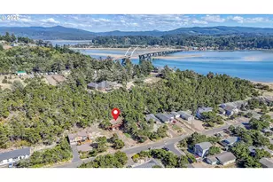 1309 NW Bayshore Dr, Waldport, OR 97394 - Photo 5