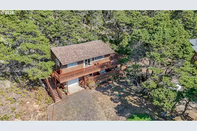 1309 NW Bayshore Dr, Waldport, OR 97394 - Photo 3