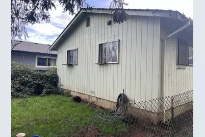 1821 26th Ave, Forest Grove, OR 97116 - Photo 5