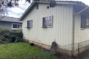 1821 26th Ave, Forest Grove, OR 97116 - Photo 5