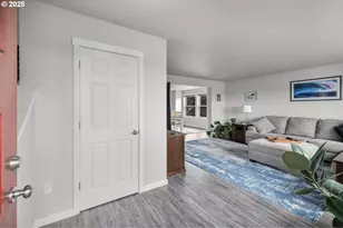 433 SE Larkspur Dr, Madras, OR 97741 - Photo 5