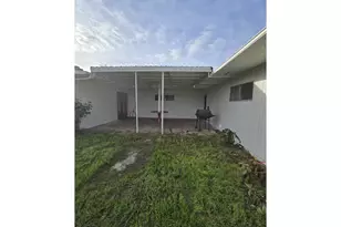 151 NW Sherry St, Winston, OR 97496 - Photo 3