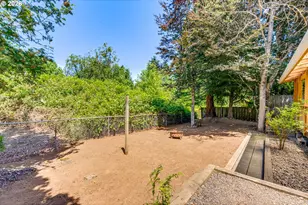 4167 SE Topaz Ct, Troutdale, OR 97060 - Photo 35