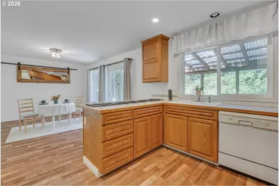 4167 SE Topaz Ct, Troutdale, OR 97060 - Photo 11