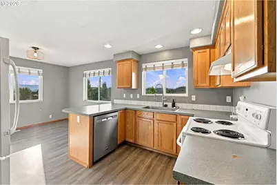 416 Costelloe Dr, Gaston, OR 97119 - Photo 9
