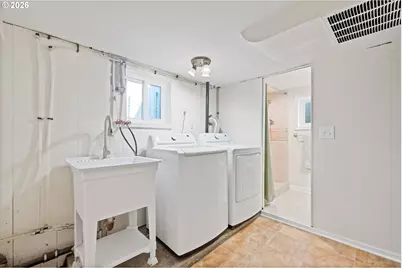 2824 Garfield St, Longview, WA 98632 - Photo 17