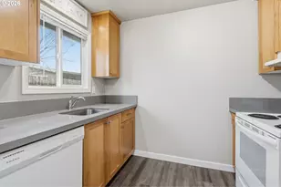 822 S Columbia St, Newberg, OR 97132 - Photo 11