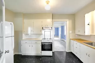 308 A St, Silverton, OR 97381 - Photo 9