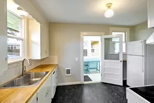 308 A St, Silverton, OR 97381 - Photo 11