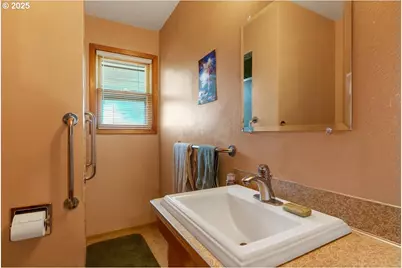 32008 Moss St, Lebanon, OR 97355 - Photo 29