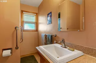 32008 Moss St, Lebanon, OR 97355 - Photo 29