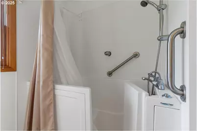 32008 Moss St, Lebanon, OR 97355 - Photo 27