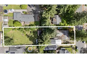 2237 SE 139th Ave, Portland, OR 97233 - Photo 3