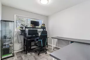 2237 SE 139th Ave, Portland, OR 97233 - Photo 17