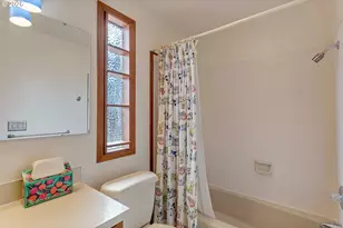 3047 SE 140th Ave, Portland, OR 97236 - Photo 29