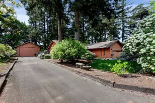 3047 SE 140th Ave, Portland, OR 97236 - Photo 3