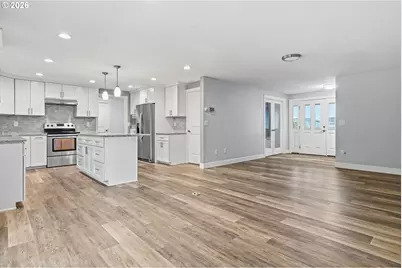 18004 NE 18th St, Vancouver, WA 98684 - Photo 9