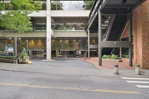 1234 SW 18th Ave, Portland, OR 97205 - Photo 31