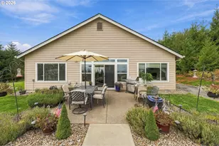 780 Five Peaks Dr, Kalama, WA 98625 - Photo 35