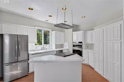22874 SW Martin Ct, Sherwood, OR 97140 - Photo 9