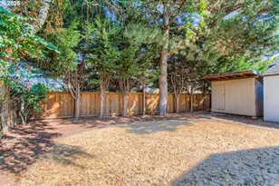 1815 N Ainsworth St, Portland, OR 97217 - Photo 27