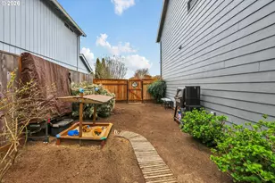 16431 NW Charlais St, Beaverton, OR 97006 - Photo 37