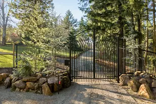 4050 Sylvester Dr, Hood River, OR 97031 - Photo 3