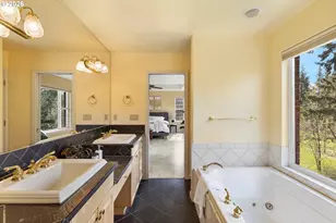 4050 Sylvester Dr, Hood River, OR 97031 - Photo 27