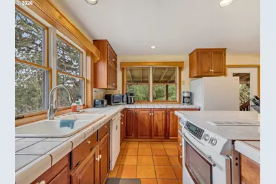 20003 Sandridge Rd, Long Beach, WA 98631 - Photo 13