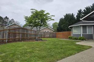 1513 Farrah Ct, Sutherlin, OR 97479 - Photo 17
