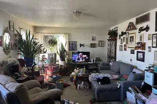 425 SW 17th St, Pendleton, OR 97801 - Photo 3