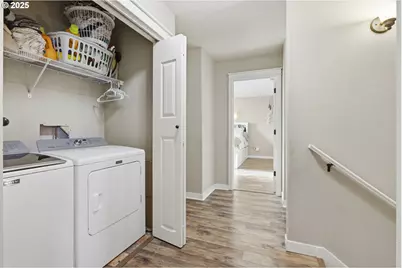 967 E 16th St, Lafayette, OR 97127 - Photo 19