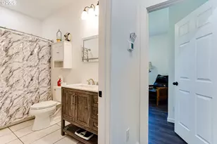 1332 SE Strong Ave, Roseburg, OR 97470 - Photo 17