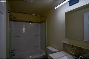 2193 Canyonville-Riddle Rd, Riddle, OR 97469 - Photo 17