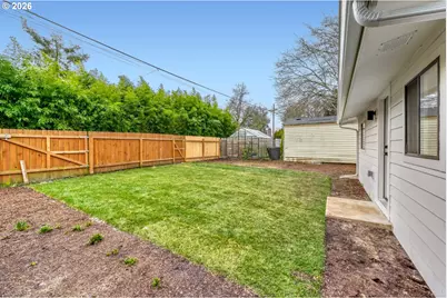 6300 N Amherst St, Portland, OR 97203 - Photo 13